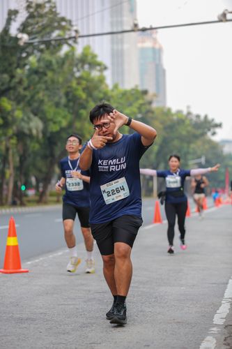 Race photo from KEMLU RUN 2025