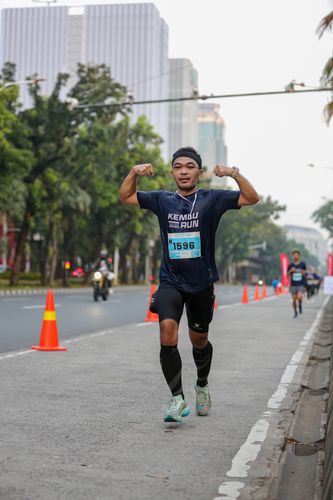 Race photo from KEMLU RUN 2025
