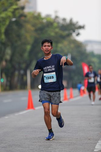 Race photo from KEMLU RUN 2025