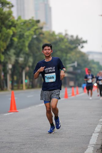 Race photo from KEMLU RUN 2025