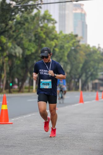 Race photo from KEMLU RUN 2025