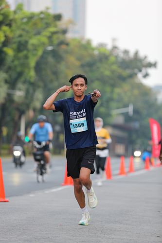 Race photo from KEMLU RUN 2025
