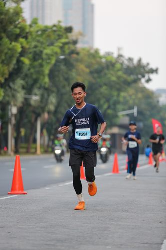 Race photo from KEMLU RUN 2025