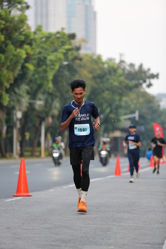 Race photo from KEMLU RUN 2025