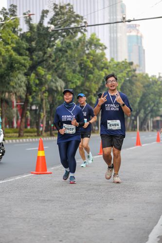Race photo from KEMLU RUN 2025