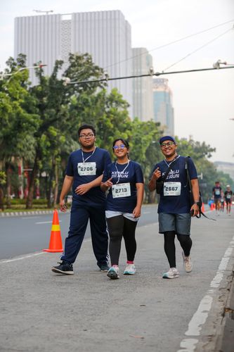 Race photo from KEMLU RUN 2025