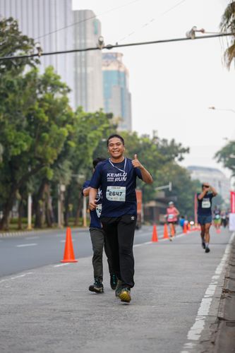 Race photo from KEMLU RUN 2025