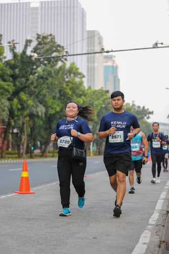 Race photo from KEMLU RUN 2025
