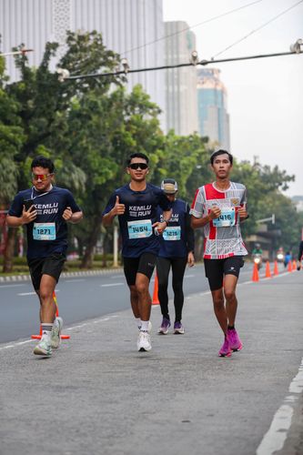 Race photo from KEMLU RUN 2025