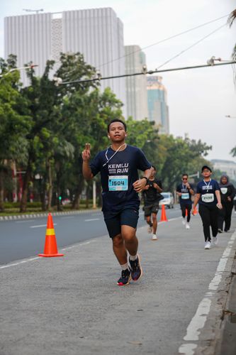 Race photo from KEMLU RUN 2025