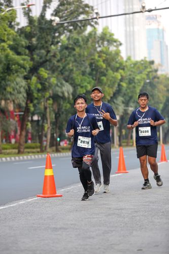 Race photo from KEMLU RUN 2025