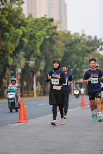 Race photo from KEMLU RUN 2025