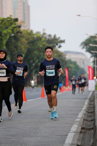 Race photo from KEMLU RUN 2025