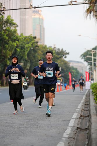 Race photo from KEMLU RUN 2025