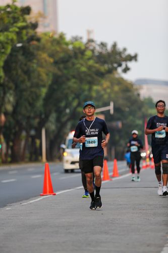 Race photo from KEMLU RUN 2025
