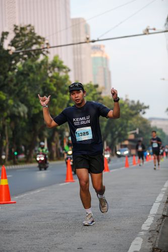 Race photo from KEMLU RUN 2025