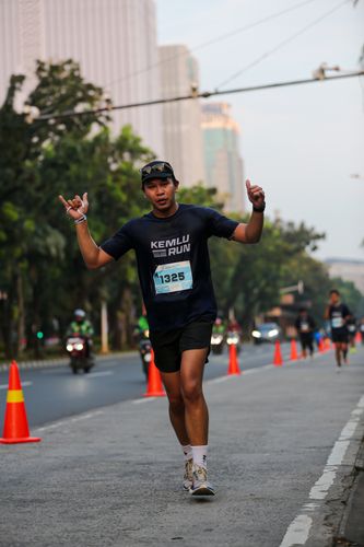 Race photo from KEMLU RUN 2025