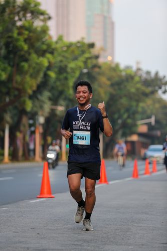 Race photo from KEMLU RUN 2025
