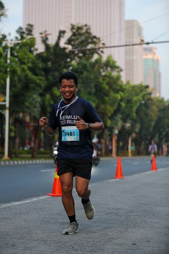Race photo from KEMLU RUN 2025