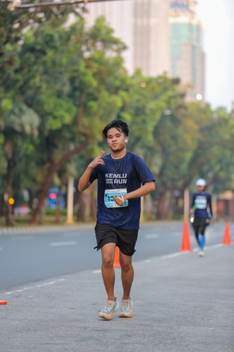 Race photo from KEMLU RUN 2025