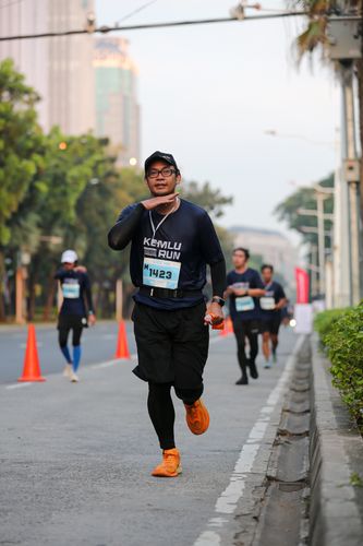 Race photo from KEMLU RUN 2025