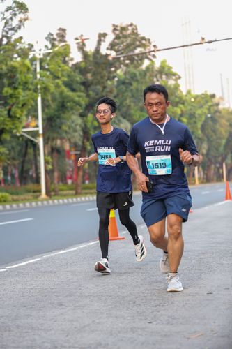 Race photo from KEMLU RUN 2025