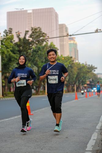 Race photo from KEMLU RUN 2025