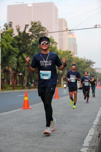 Race photo from KEMLU RUN 2025