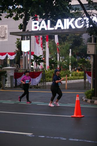 Race photo from KEMLU RUN 2025