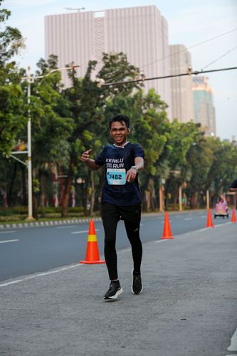 Race photo from KEMLU RUN 2025