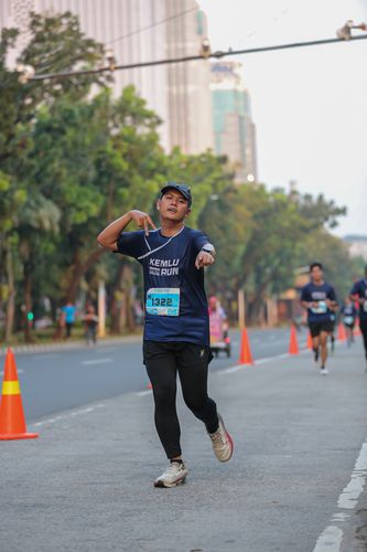 Race photo from KEMLU RUN 2025