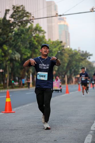 Race photo from KEMLU RUN 2025