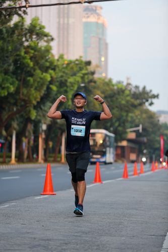 Race photo from KEMLU RUN 2025