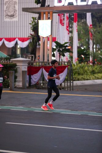 Race photo from KEMLU RUN 2025