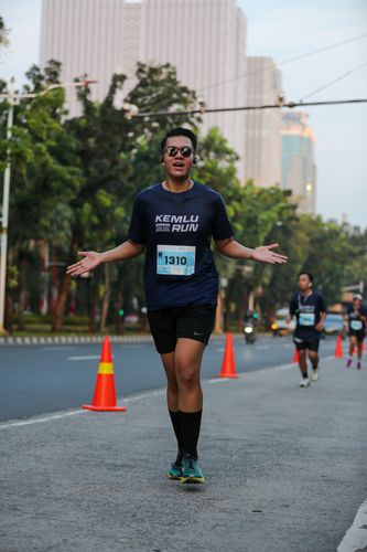 Race photo from KEMLU RUN 2025