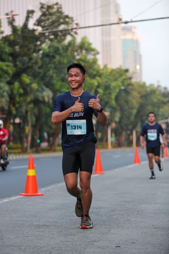 Race photo from KEMLU RUN 2025