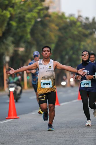 Race photo from KEMLU RUN 2025
