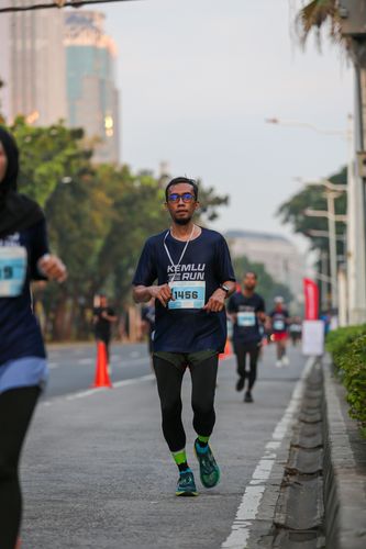 Race photo from KEMLU RUN 2025