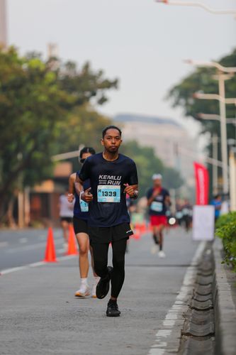 Race photo from KEMLU RUN 2025