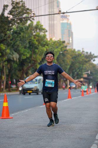Race photo from KEMLU RUN 2025