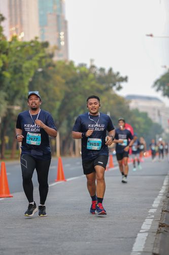 Race photo from KEMLU RUN 2025