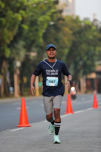 Race photo from KEMLU RUN 2025
