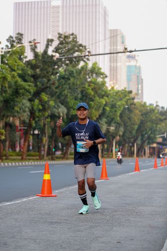 Race photo from KEMLU RUN 2025