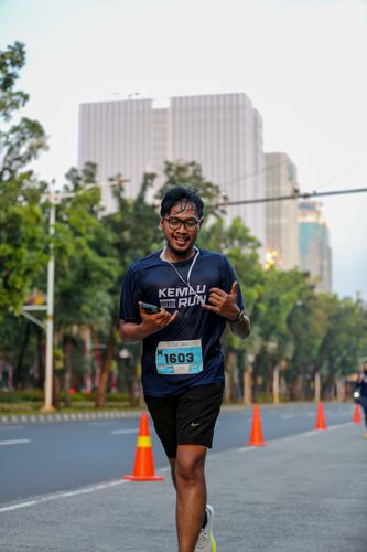 Race photo from KEMLU RUN 2025