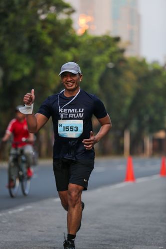 Race photo from KEMLU RUN 2025