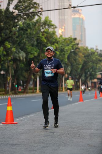 Race photo from KEMLU RUN 2025