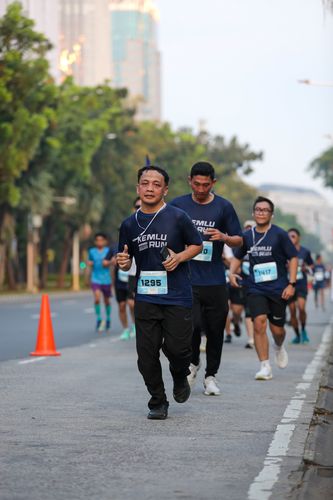 Race photo from KEMLU RUN 2025