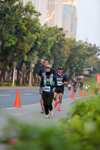 Race photo from KEMLU RUN 2025