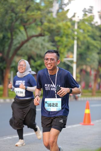Race photo from KEMLU RUN 2025