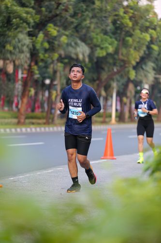Race photo from KEMLU RUN 2025